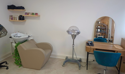 Maison Cyrah – Institut de soins holistiques à Montpellier I Lavérune : Manucure à Lavérune