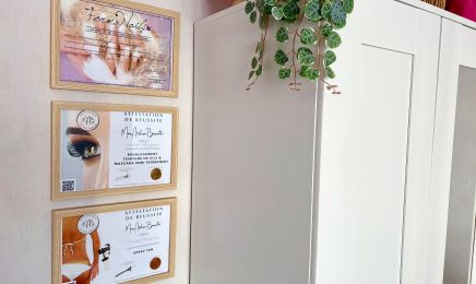 Mademoiselle E - Prothésiste Ongulaire  : Manucure à Vitré
