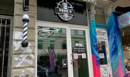 DK Hairlounge - Meisterbetrieb: Kosmetikstudio in Hamburg