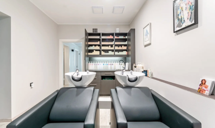 Friseur MariaMani Hair Artist Balayage & Blonde Spezialist | Hamburg: Friseur in Hamburg