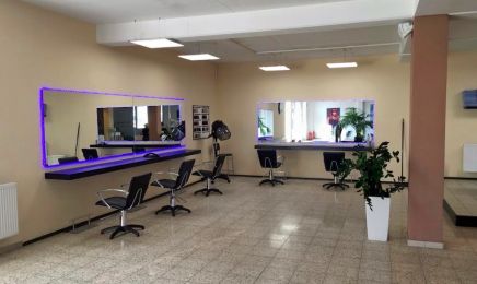 Coiffure Velly: Friseur in Schwäbisch Gmünd
