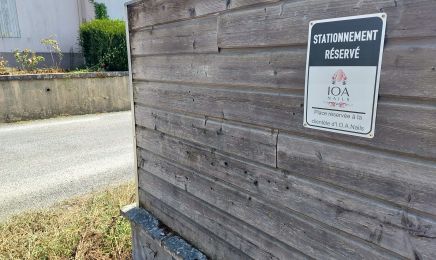 I.O.A.Nails : Barbier à Bommes