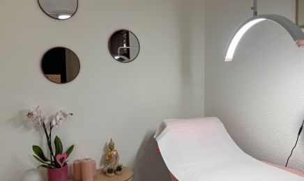 INSTITUT RINA (Les Sisters) : Institut de beauté à Échirolles