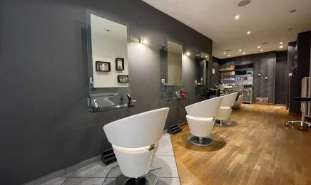 Les Gouts Et les Couleurs : Coiffeur à Dinant