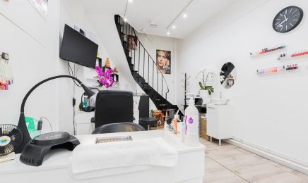 Kimi Nails  : Institut de beauté à Paris