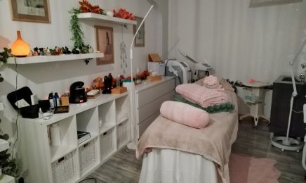 Douce Élégance Institut de Beauté : Institut de beauté à L'Argentière-la-Bessée