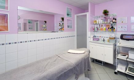 Alixe Fougères - Paris 15 Lourmel : Institut de beauté à Paris