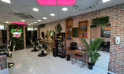 Medellin Style Barbershop : Barbier à Annecy