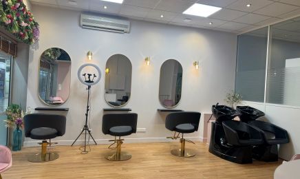 ALEJANDRA G BEAUTY EXPERT : Coiffeur à Puteaux