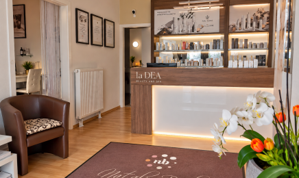 Kosmetikinstitut laDEA: Nagelstudio in Darmstadt