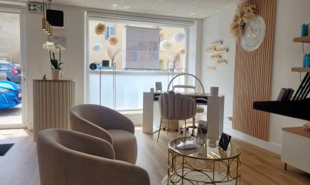 L'atelier des soins : Manucure à Sainte-Marie-aux-Chênes