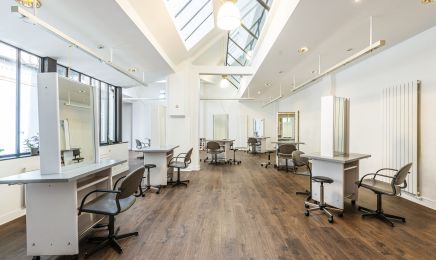 Académie Rive Droite  : Coiffeur à Paris