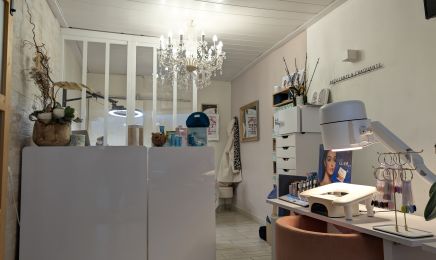 Petillante et craquante : Manucure à Étaples