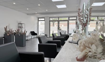 Salone Eleganza da Graziana: Friseur in Uhingen