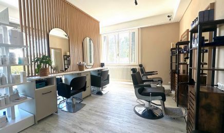 L'art de la coiffure by Amélia : Coiffeur à Ambérieu-en-Bugey