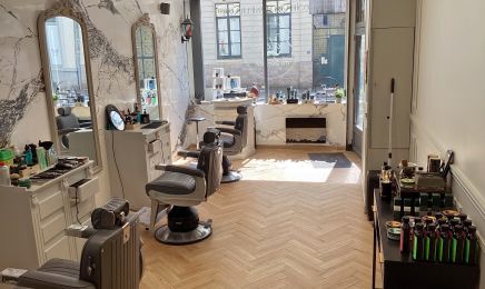 LES VILAINS BARBER (vieux lille ) L’atelier : Coiffeur à Lille