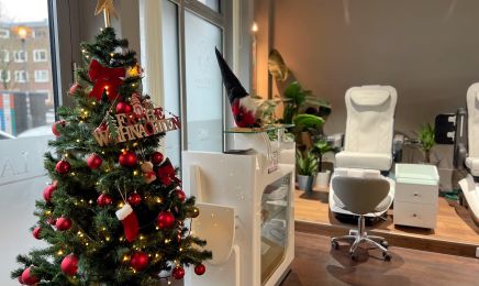 Lavish Nails & Beauty: Kosmetikstudio in Hamburg