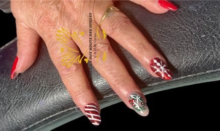 Des cils aux bouts des ongles  : Manucure à TOULOUGES