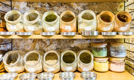 R Vegetal, Salon de coiffure : Institut de beauté à Paris