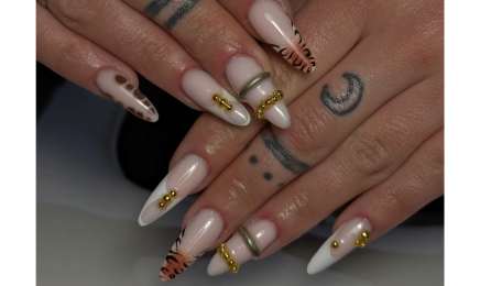 Peonynails  : Manucure à Saint-Raphaël