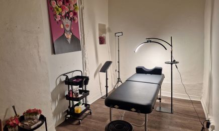 Pauline : Institut de beauté & bien-être : Manucure à Riom