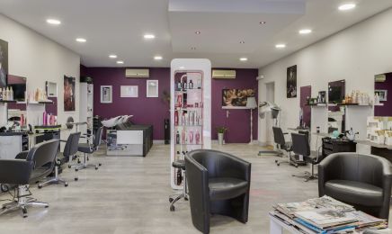 En aparté : Coiffeur à Limoux