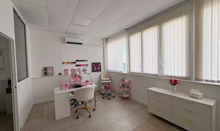 Shaneyes beauty / Sya Beauty  : Manucure à Nîmes
