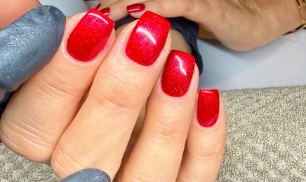Les ongles de Louise  : Manucure à Maubec