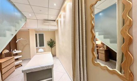 Glow By L Beauty : Coiffeur à Sanary-sur-Mer