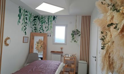 Melle Lucie  : Manucure à Ingré