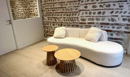 Vibe Aesthétic : Institut de beauté à Montluel