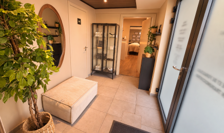 Femenino  : Institut de beauté à Dilbeek