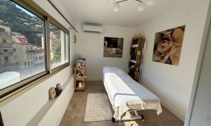 Lou La Suite : Manucure à Menton