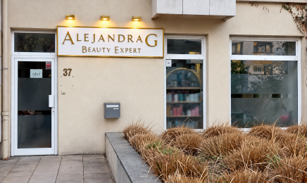 ALEJANDRA G BEAUTY EXPERT : Coiffeur à Suresnes