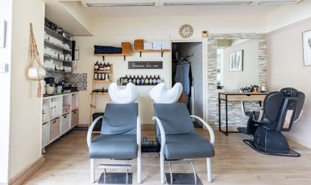 Les p’tites mains d’argent : Barbier à Artigues-près-Bordeaux