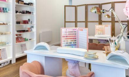 La Petite Beauté : Manucure à Granville