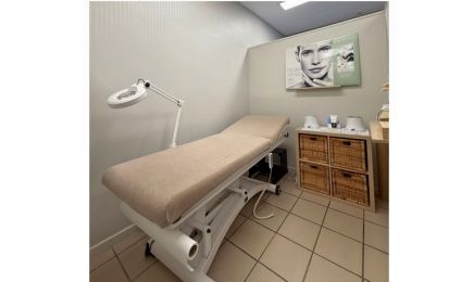 A Fleur de Peau : Manucure à Montberon