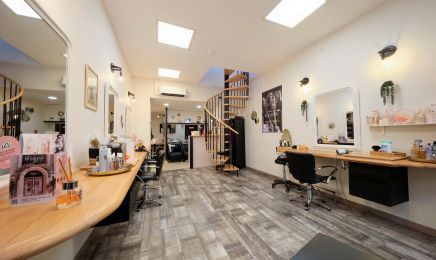 Thaïs Coiffure  : Coiffeur à Niort