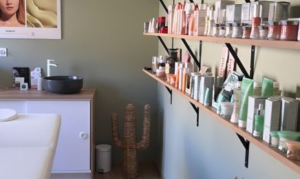  l’atelier 160 : Institut de beauté à Saint-Savin