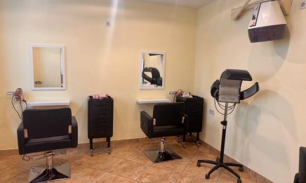 Stefanie Weigert Friseursalon: Kosmetikstudio in Lutherstadt Wittenberg