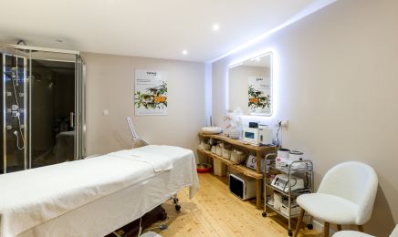 Aglaé Institut & Spa  : Institut de beauté à Cognac