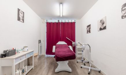 Atelier Beauté - Graffic Nails : Manucure à Nogent-le-Roi