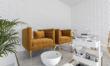 Adikt Beauty  : Coiffeur à Lormont