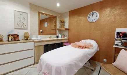 Une douce parenthèse : Manucure à Saint-André-les-Vergers