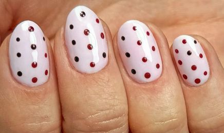 Ongle by M chez Studio 2k21 : Manucure à Six-Fours-les-Plages