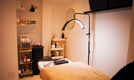 Luxea Head Spa / Hair Spa & Soins coréens (chez coiffure Rosy) : Institut de beauté à Cannes