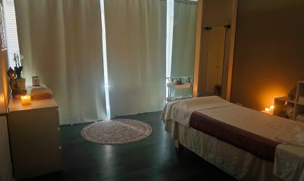Golden Lotus Thai-Massage: Kosmetikstudio in Neu-Ulm