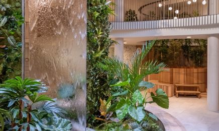 GOLDEN TULIP LYON OUEST – HOTEL & SPA : Manucure à Limonest