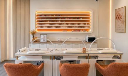 LUMI NAILS : Manucure à Versailles