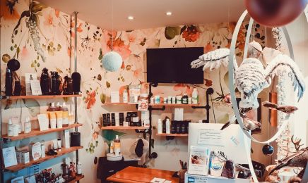Kera Esthetique : Institut de beauté à Plomeur